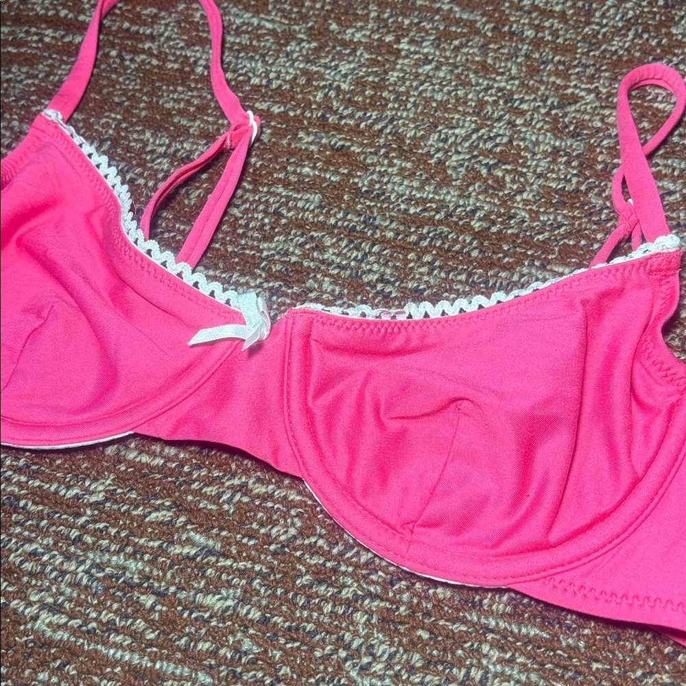Solid‎ & striped The Daphne top underwire girly lace trim revolve dainty bikini